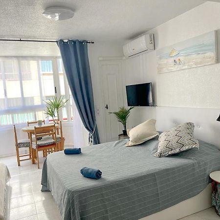 טורבייחה Studio Flat 150M Away From Beach מראה חיצוני תמונה