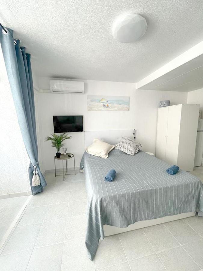 טורבייחה Studio Flat 150M Away From Beach מראה חיצוני תמונה